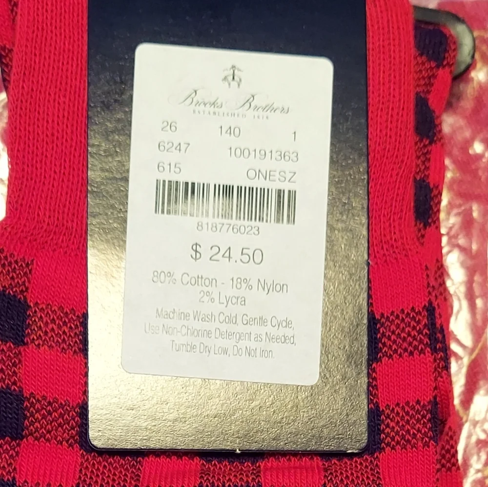 Brooks Brothers Red and Navy Checkered Men's Socks Made In Italy NWT SO 1 LEFT!